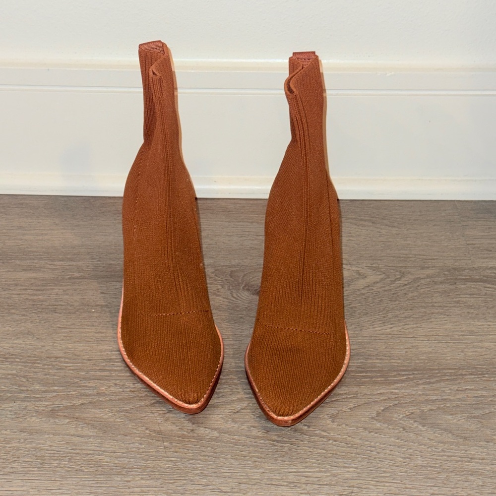 Steve Madden Brown Knit Sock Ankle Boots – Size 6.5